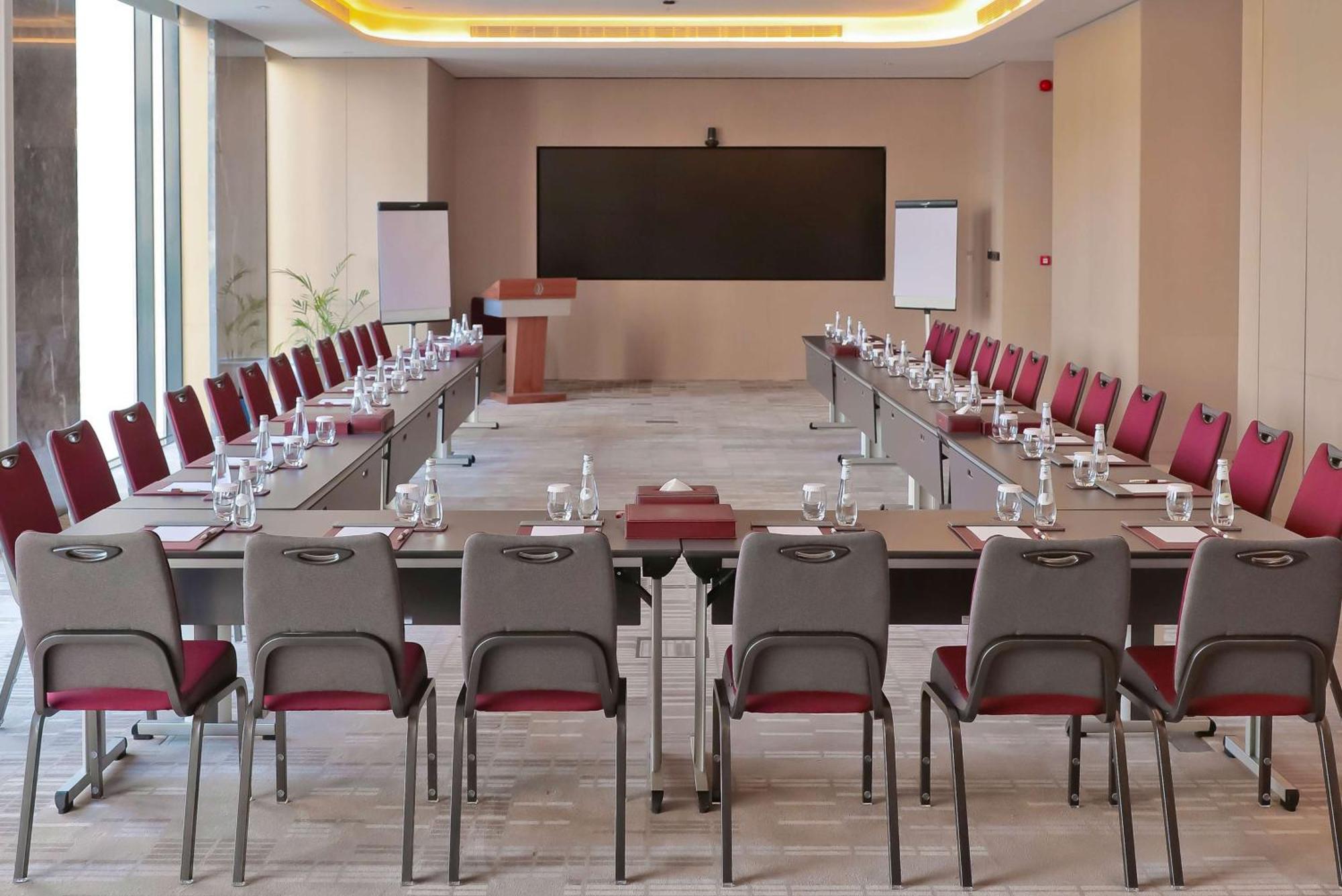 Mansard Riyadh, A Radisson Collection Hotel Екстериор снимка Meeting room