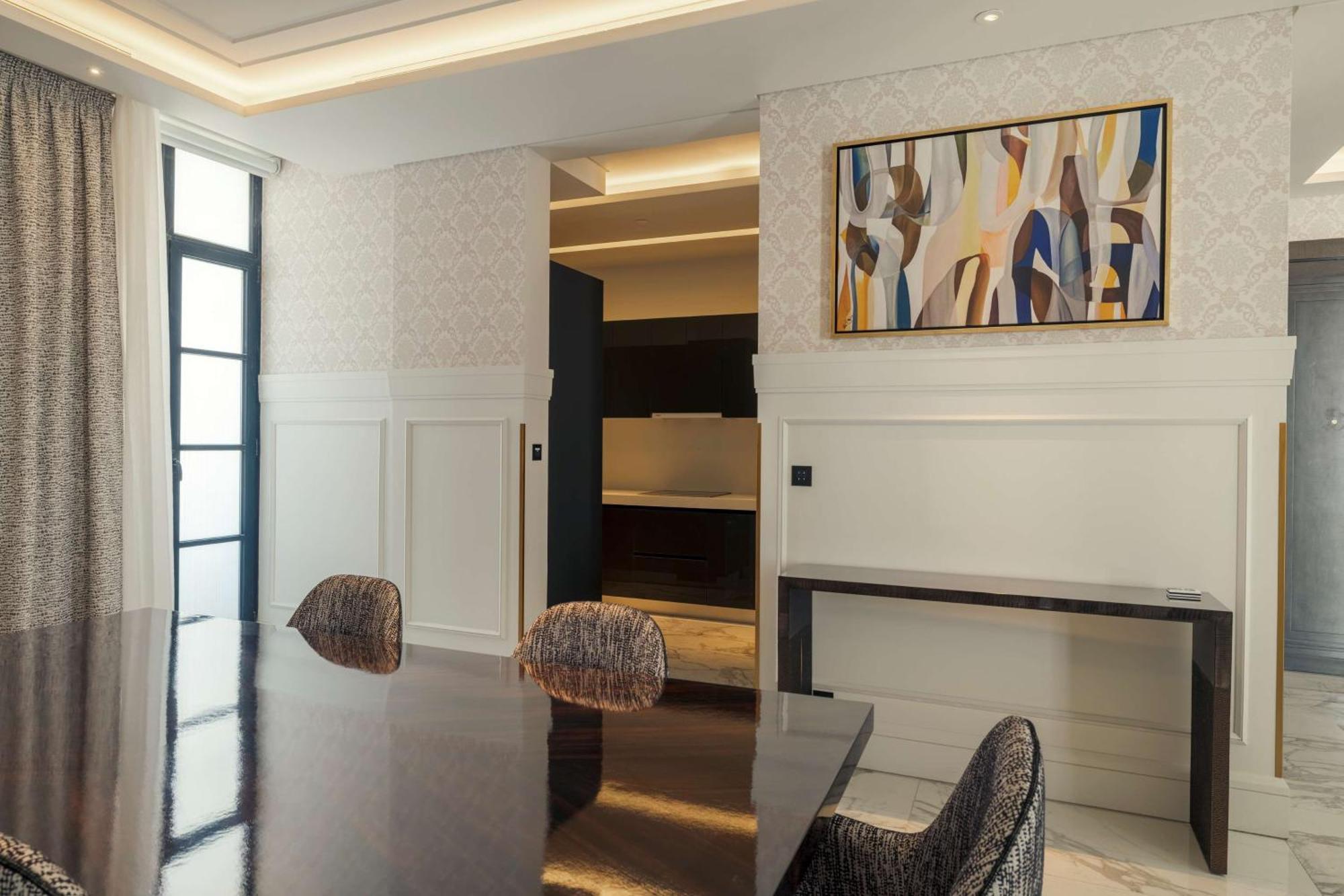 Mansard Riyadh, A Radisson Collection Hotel Екстериор снимка Interior of a suite at The Ivy Collection