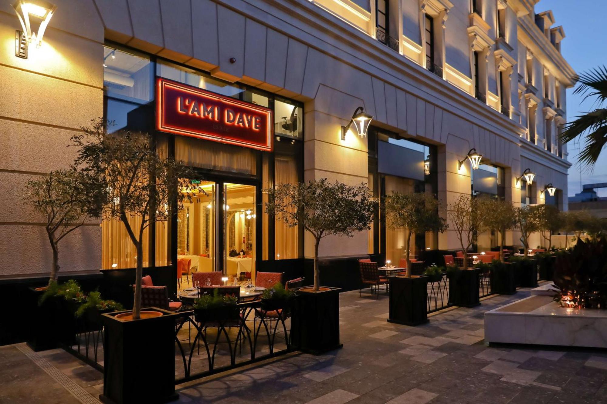 Mansard Riyadh, A Radisson Collection Hotel Екстериор снимка L'Ami Bar