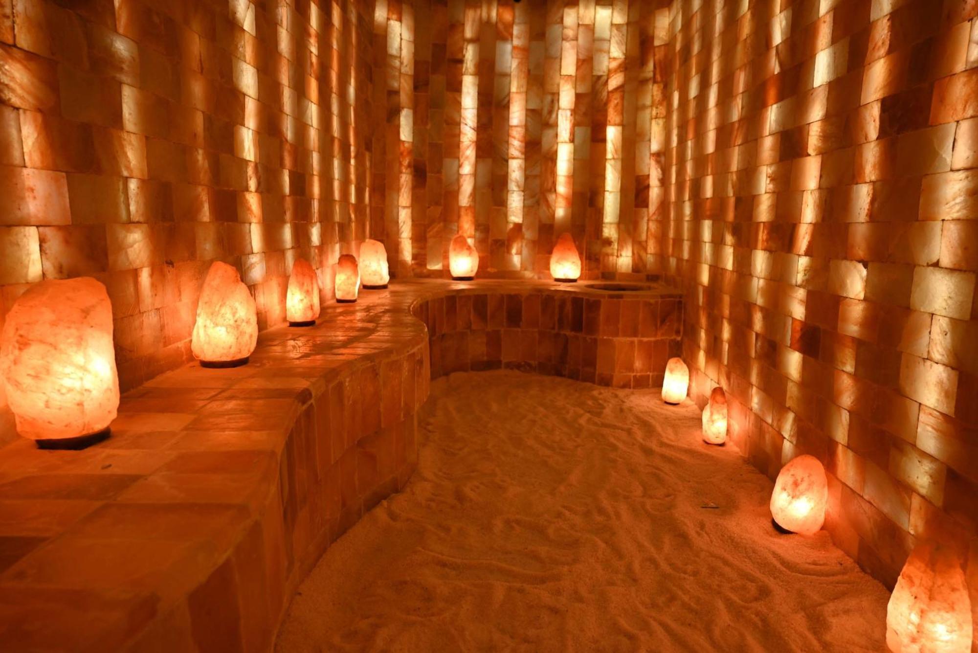 Mansard Riyadh, A Radisson Collection Hotel Екстериор снимка Himalayan salt cave